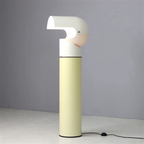 'Pileo' Floor Lamp by Gae Aulenti for Artemide, Italy 1972.